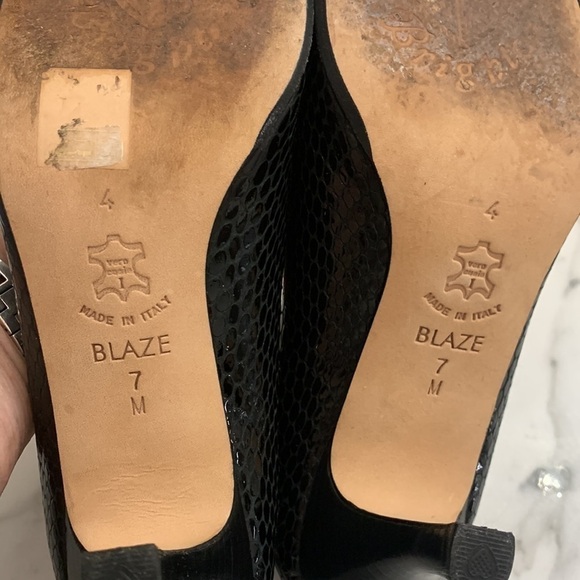 Brighton Python leather black heels like new size 7 made in Italy - Picture 6 of 10